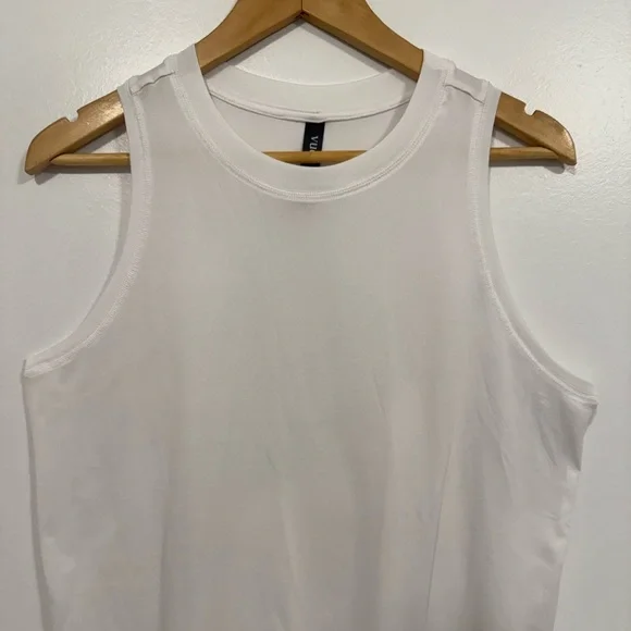 Vuori Energy Tank Top White L - Picture 5 of 10